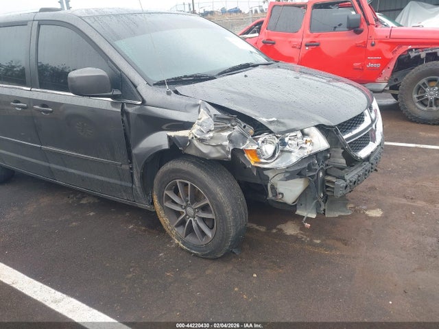 2C4RDGCG8GR363966 Dodge Grand Caravan Sxt