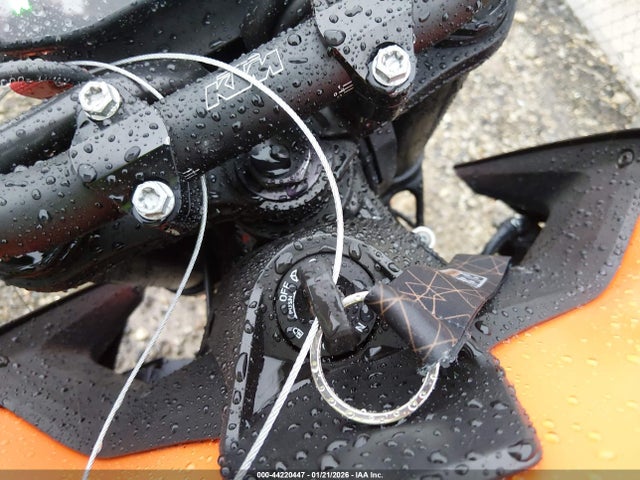 2022 KTM 890 VBKTU9405NM833890 Photo 10