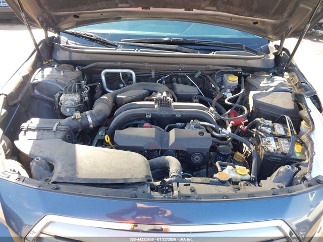 Subaru Outback 2.5i Premium 2017 4S4BSAFC7H3277972 Image 10