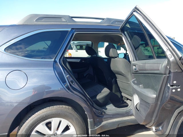 Subaru Outback 2.5i Premium 2017 4S4BSAFC7H3277972 Image 8