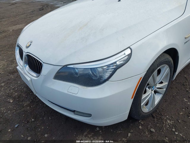2010 BMW 528I WBANV1C55AC158416 Photo 5