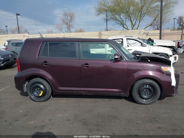 Scion XB 2014 JTLZE4FE4EJ052546 Image 13