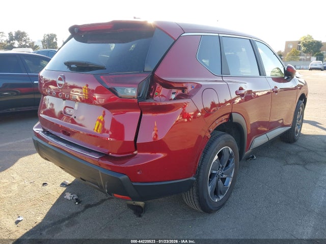 5N1BT3BA8TC688755 Nissan ROGUE SV