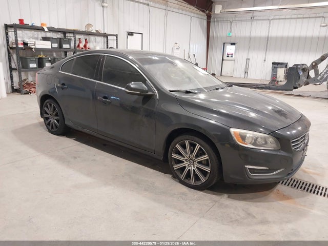 2015 VOLVO S60 YV1612TB1F1307786