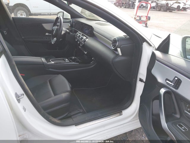 Продажа на аукционе авто 2025 Mercedes-benz Cla 250 Coupe, vin: W1K5J4GB5SN522605, номер лота: 44220613