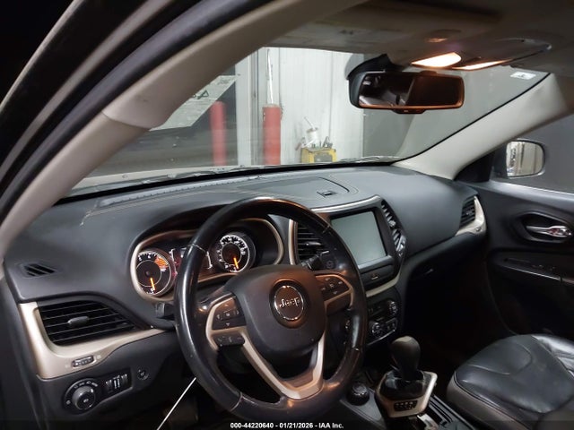 1C4PJMCS1GW205415 Jeep Cherokee Latitude