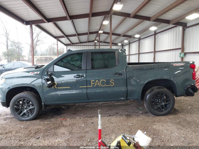3GCUKFED3TG117324 Chevrolet Silverado 1500 4wd Short Bed Lt Trail Boss
