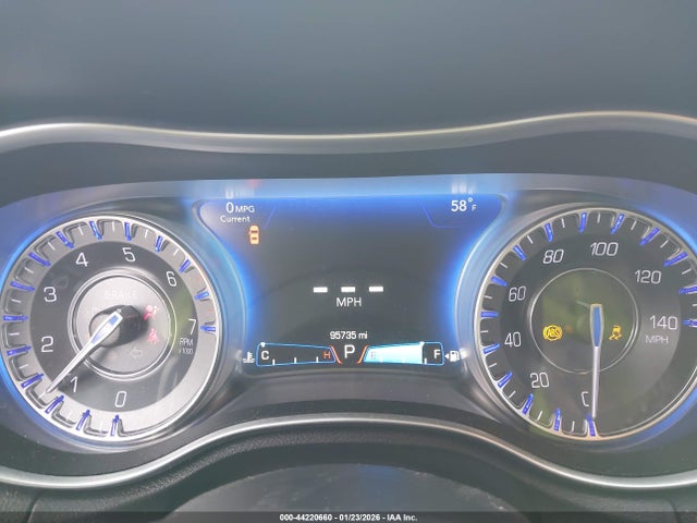 Chrysler 300C 2016 2C3CCAEG3GH358087 Image 15