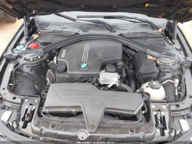 2018 BMW 320I WBA8E1G52JNU88963 Photo 9