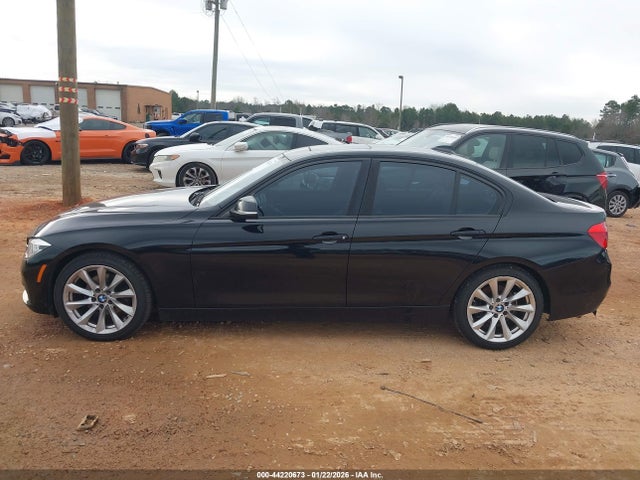 44220673 :رقم المزاد ، WBA8E1G52JNU88963 vin ، 2018 Bmw 320i مزاد بيع