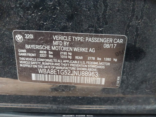2018 BMW 320I WBA8E1G52JNU88963 Photo 8