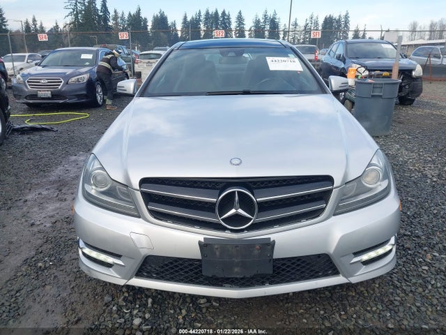 WDDGJ8JB1EG302430 Mercedes-Benz C 350 Sport 4matic