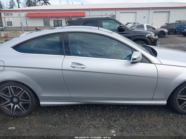 WDDGJ8JB1EG302430 Mercedes-Benz C 350 Sport 4matic