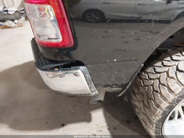 3C6UR5DL5KG605663 RAM 2500 Big Horn 4x4 6&#039;4 Box