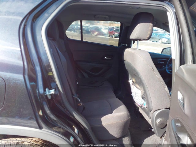 3GNCJLSB7HL255616 Chevrolet Trax Lt