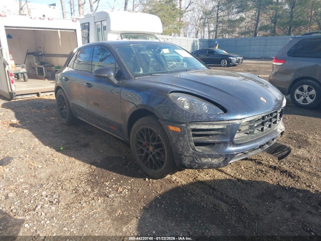 2017 PORSCHE MACAN WP1AG2A58HLB52655 Photo 0