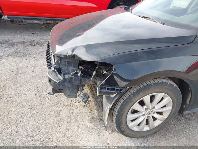 Продажа на аукционе авто 2013 Volkswagen Passat S, vin: 1VWAH7A34DC094609, номер лота: 44220752