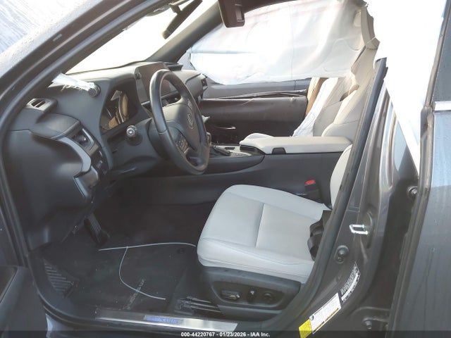 JTHX6JBH5R2168271 Lexus UX 250H