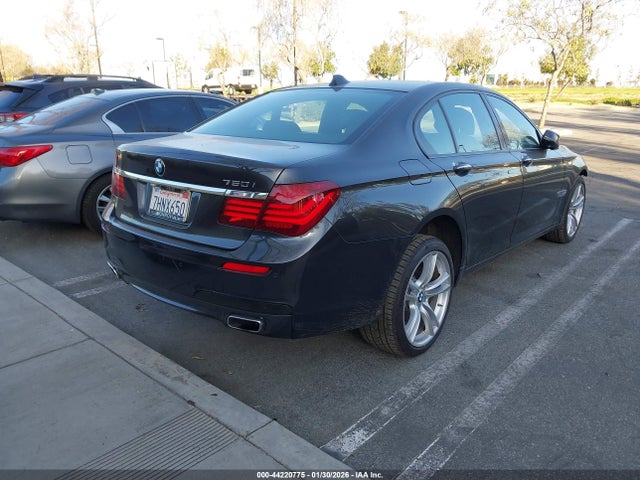 WBAYA8C53ED825338 BMW 750i