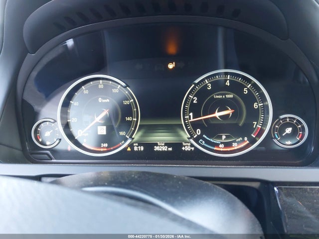 WBAYA8C53ED825338 BMW 750i