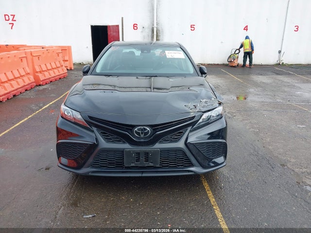 4T1G11BK4RU127996 Toyota Camry Se Nightshade