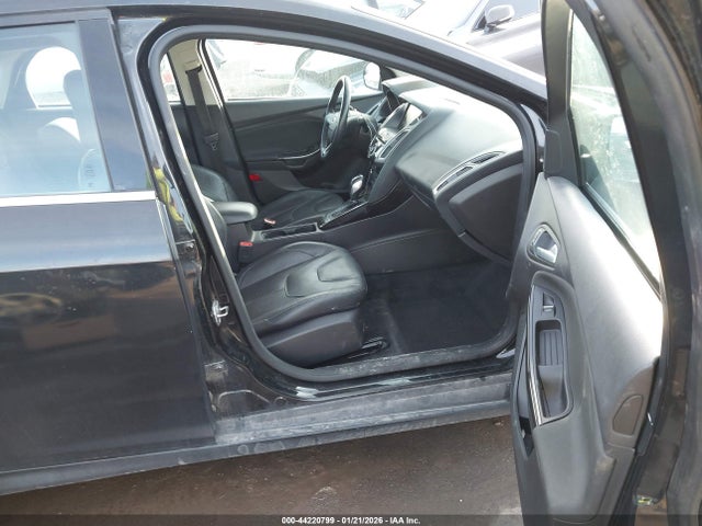 2015 FORD FOCUS 1FADP3J21FL241223 Photo 4