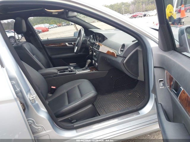 Продажа на аукционе авто 2013 Mercedes-benz C 300 Sport 4matic, vin: WDDGF8AB0DR278612, номер лота: 44220825
