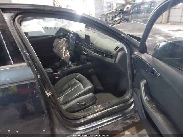 2017 AUDI A4 WAUANAF46HN041248 Photo 4