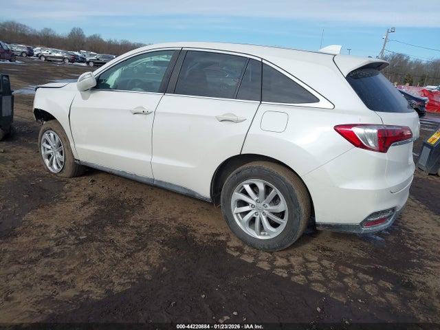 2018 ACURA RDX 5J8TB4H39JL017104 Photo 2