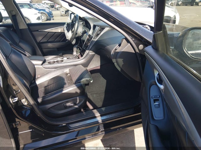 44220908 :رقم المزاد ، JN1EV7AP1JM358507 vin ، 2018 Infiniti Q50 3.0t Sport مزاد بيع