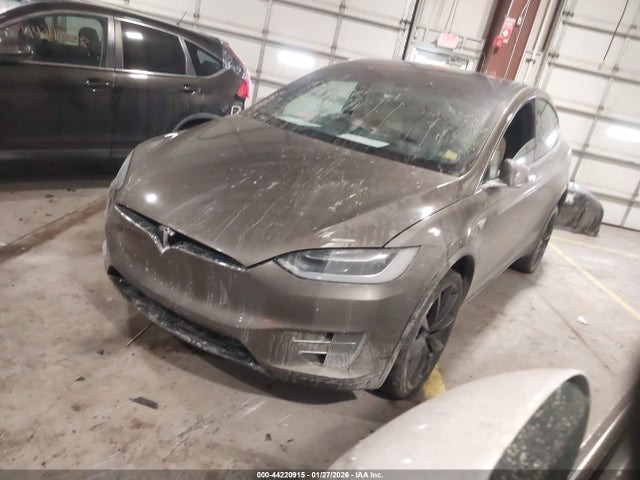 2016 TESLA MODEL X 5YJXCAE24GF008216 Photo 1