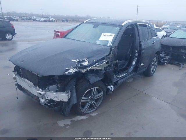 Aukcja sprzedaży 2020 Mercedes-benz Glc 300, vin: WDC0G8DB7LF695613, numer aukcji: 44220919