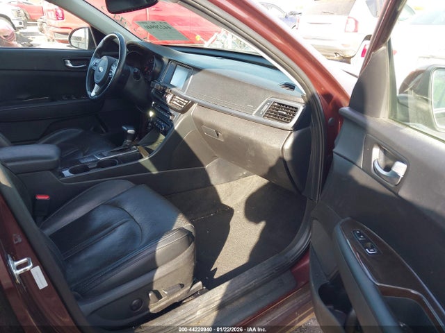 2018 KIA OPTIMA 5XXGU4L39JG234394 Photo 4