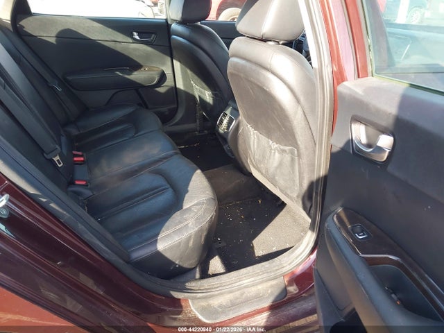 2018 KIA OPTIMA 5XXGU4L39JG234394 Photo 7