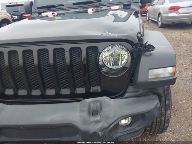 1C4HJXDGXMW820203 Jeep Wrangler Unlimited Sport 4x4