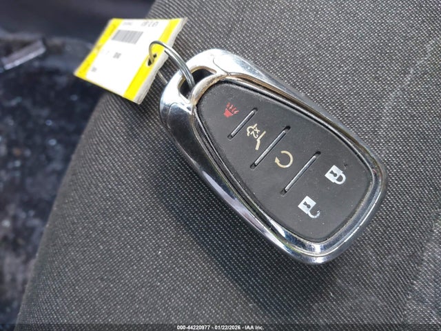2GNAXKEX0J6154662 Chevrolet EQUINOX LT