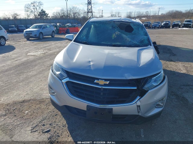 2GNAXKEX0J6154662 Chevrolet EQUINOX LT