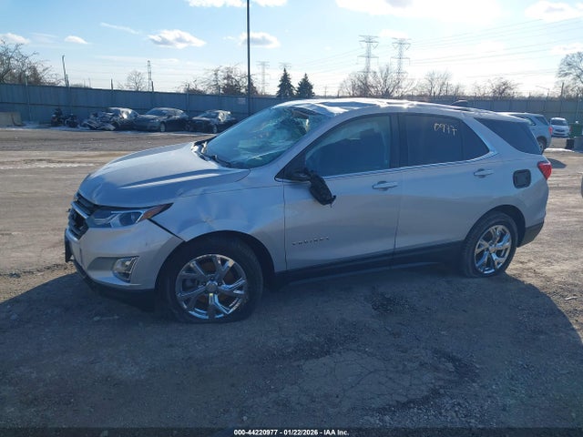 2GNAXKEX0J6154662 Chevrolet EQUINOX LT