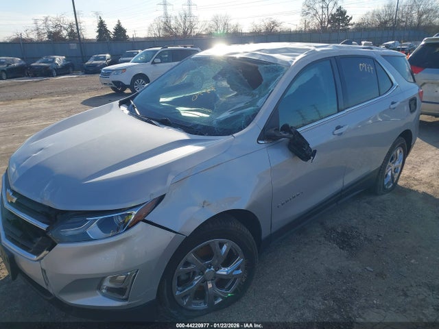 2GNAXKEX0J6154662 Chevrolet EQUINOX LT