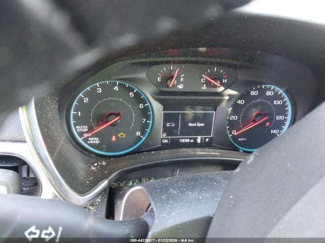 2GNAXKEX0J6154662 Chevrolet EQUINOX LT