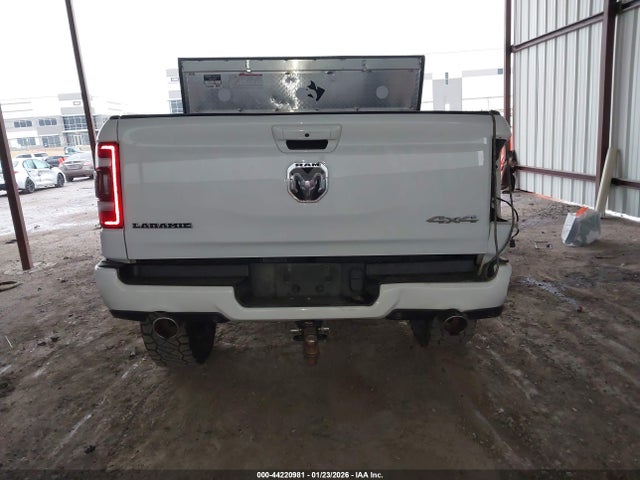 Продаж на аукціоні авто 2024 Ram 1500 Laramie  4x4 5'7 Box, vin: 1C6SRFJT7RN117415, номер лоту: 44220981