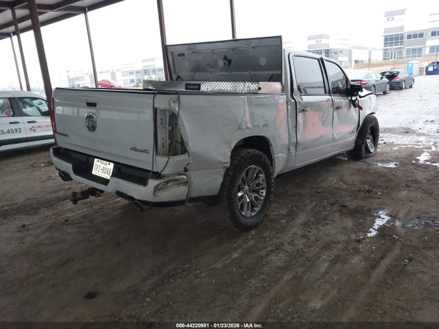 Продаж на аукціоні авто 2024 Ram 1500 Laramie  4x4 5'7 Box, vin: 1C6SRFJT7RN117415, номер лоту: 44220981