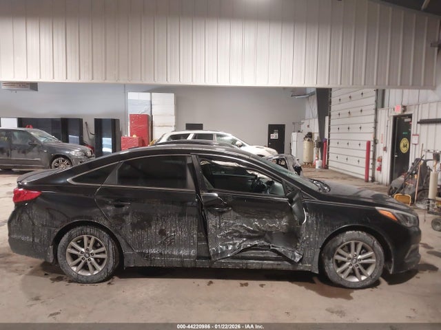 Продаж на аукціоні авто 2015 Hyundai Sonata Se, vin: 5NPE24AF2FH246392, номер лоту: 44220986