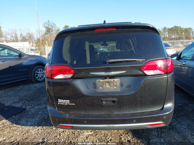 2C4RC1BG2HR523116 Chrysler Pacifica Touring-l