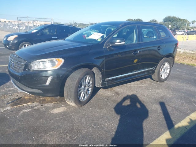 2015 VOLVO XC60 YV440MDJ4F2734579 Photo 1