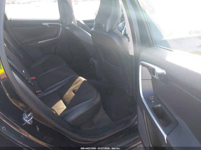 2015 VOLVO XC60 YV440MDJ4F2734579 Photo 7