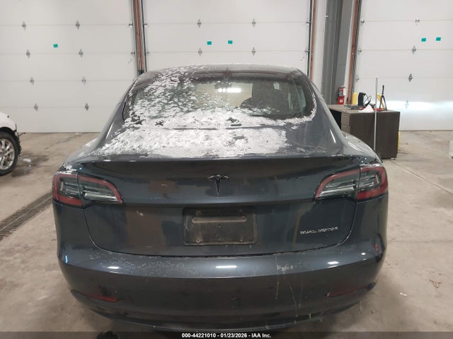 Tesla Model 3 Long Range Dual Motor All-wheel Drive 2022 5YJ3E1EB0NF192205 Image 16