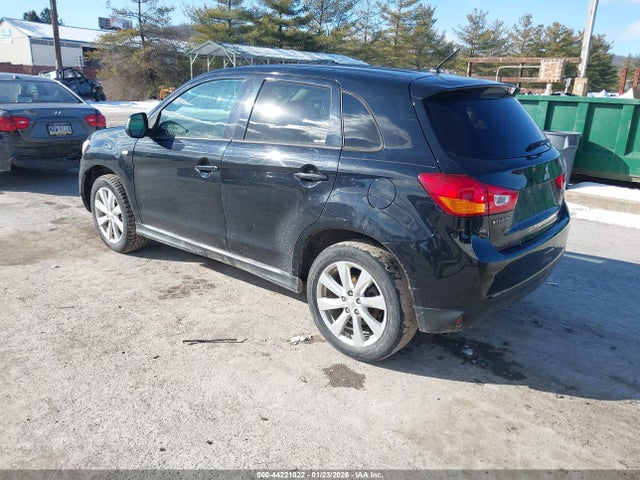 2015 MITSUBISHI OUTLANDER SPORT 4A4AP3AU2FE030799 Photo 2