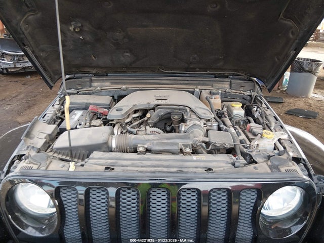 1C4HJXDG7KW526772 Jeep Wrangler Unlimited Sport S 4x4