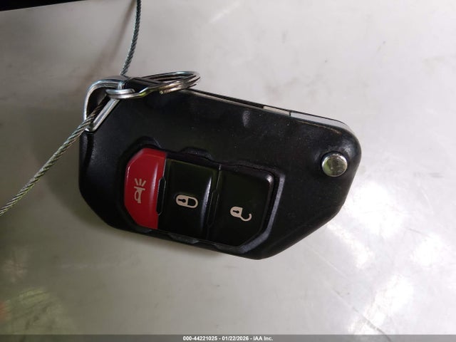 1C4HJXDG7KW526772 Jeep Wrangler Unlimited Sport S 4x4